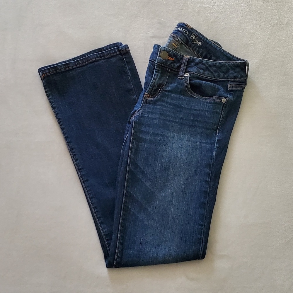 American Eagle Outfitters Favorite Boyfriend Jeans